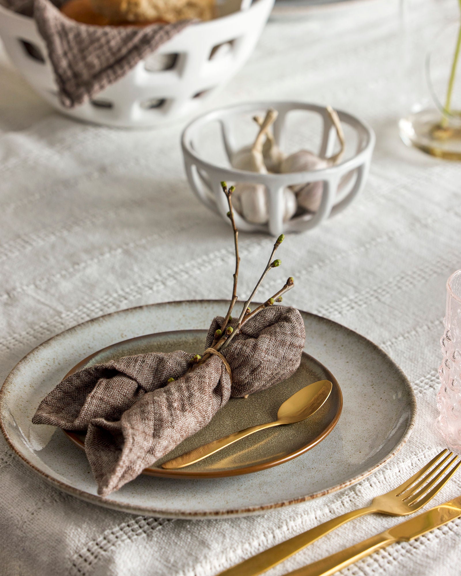 Bloomingville Sandrine Geschirrset, Natur, Steingut – LaLe Living