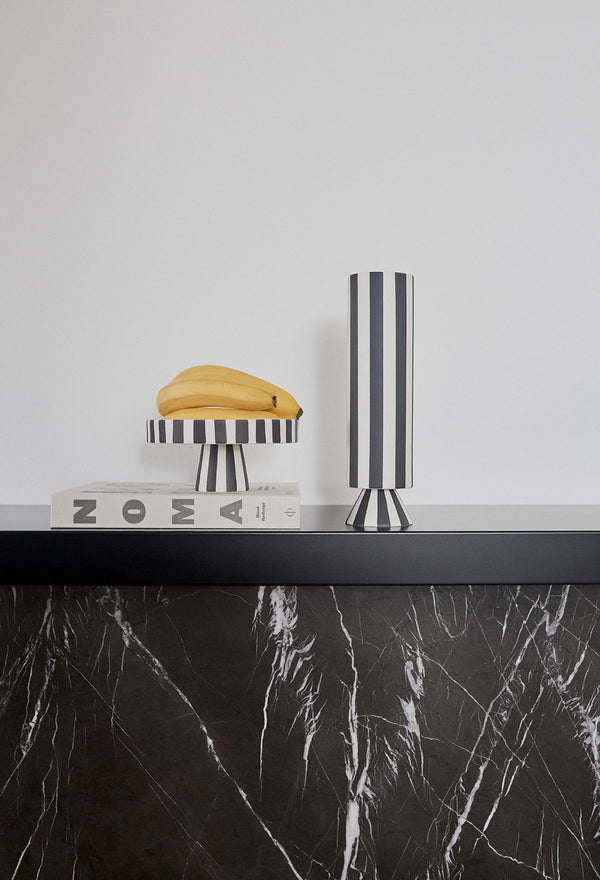 OYOY LIVING OYOY LIVING Toppu Tray - White / Black