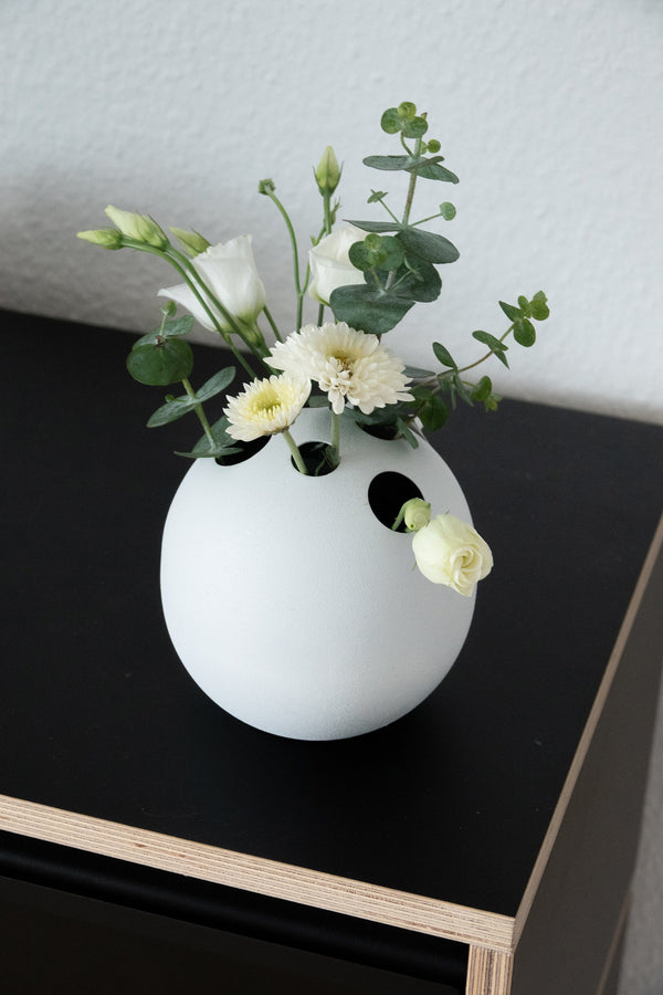 LaLe Living Vase LaLe Living Kugelvase Hedi in Weiß, Ø13cm